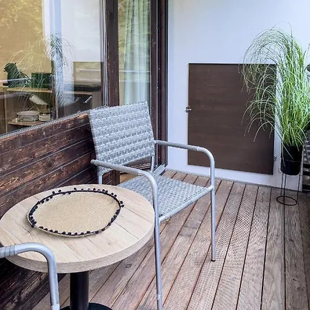 A1 Apartment *